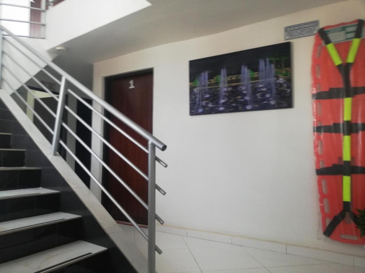 Hotel La Rueda Sr Barbosa  Exteriör bild
