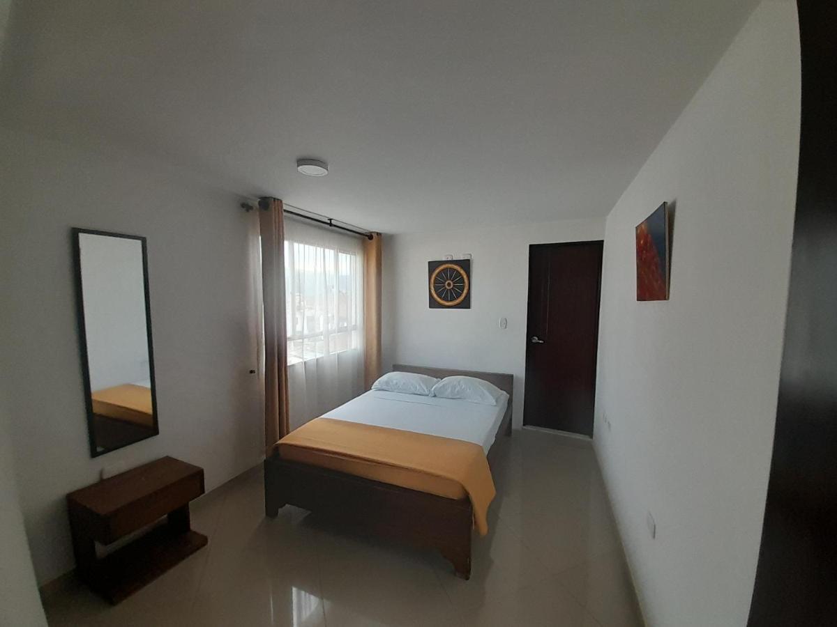 Hotel La Rueda Sr Barbosa  Exteriör bild