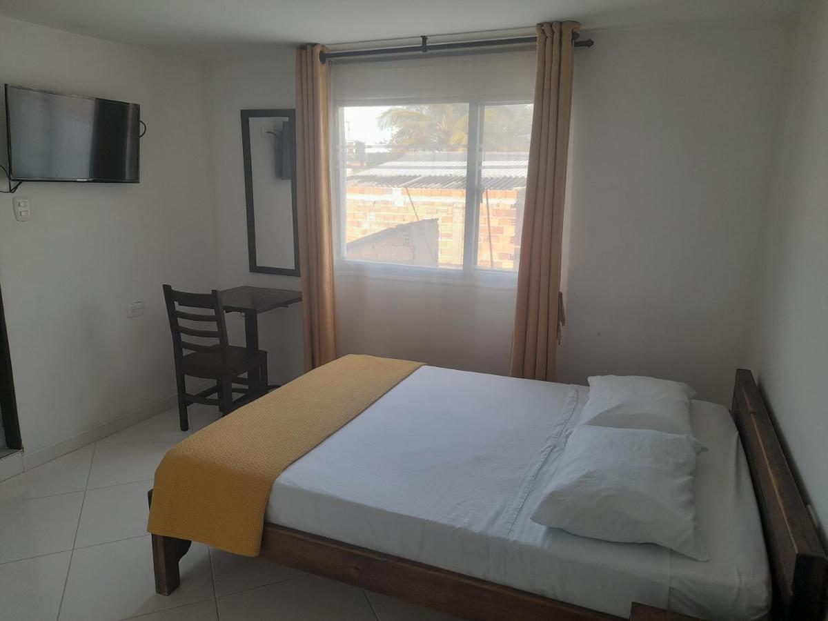 Hotel La Rueda Sr Barbosa  Exteriör bild